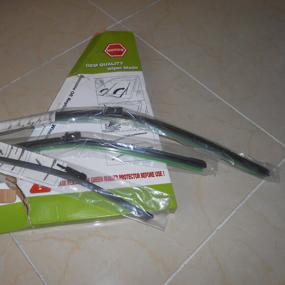 NEW OEM 3 PACK QUALITY WIPER BLADES ALL SEASON 4", 12", 19", EASY TO INSTALL 🚗 - Picture 8 of 9